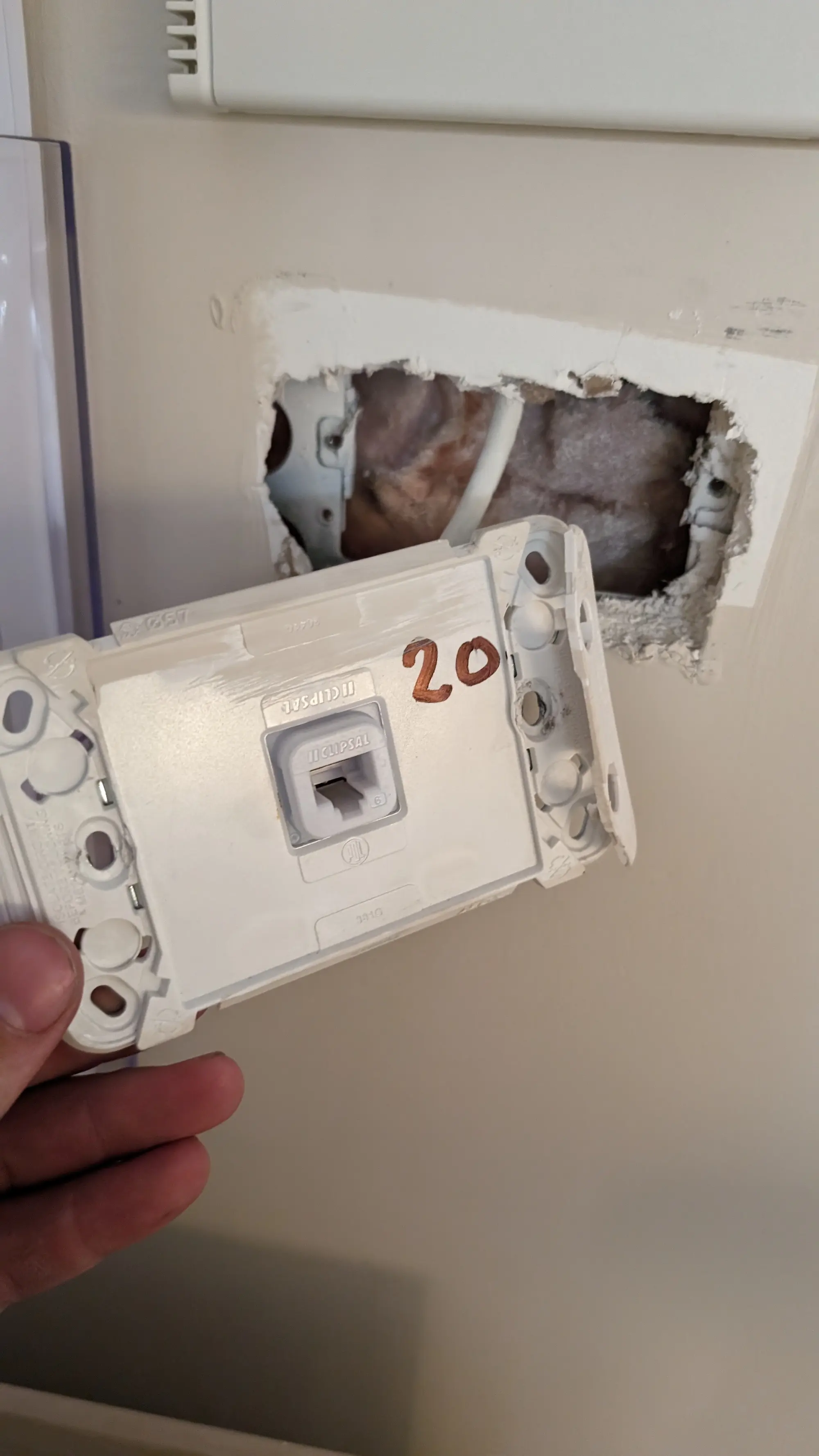 installed ethernet cat6 data point on gyprock plaster walls in perth